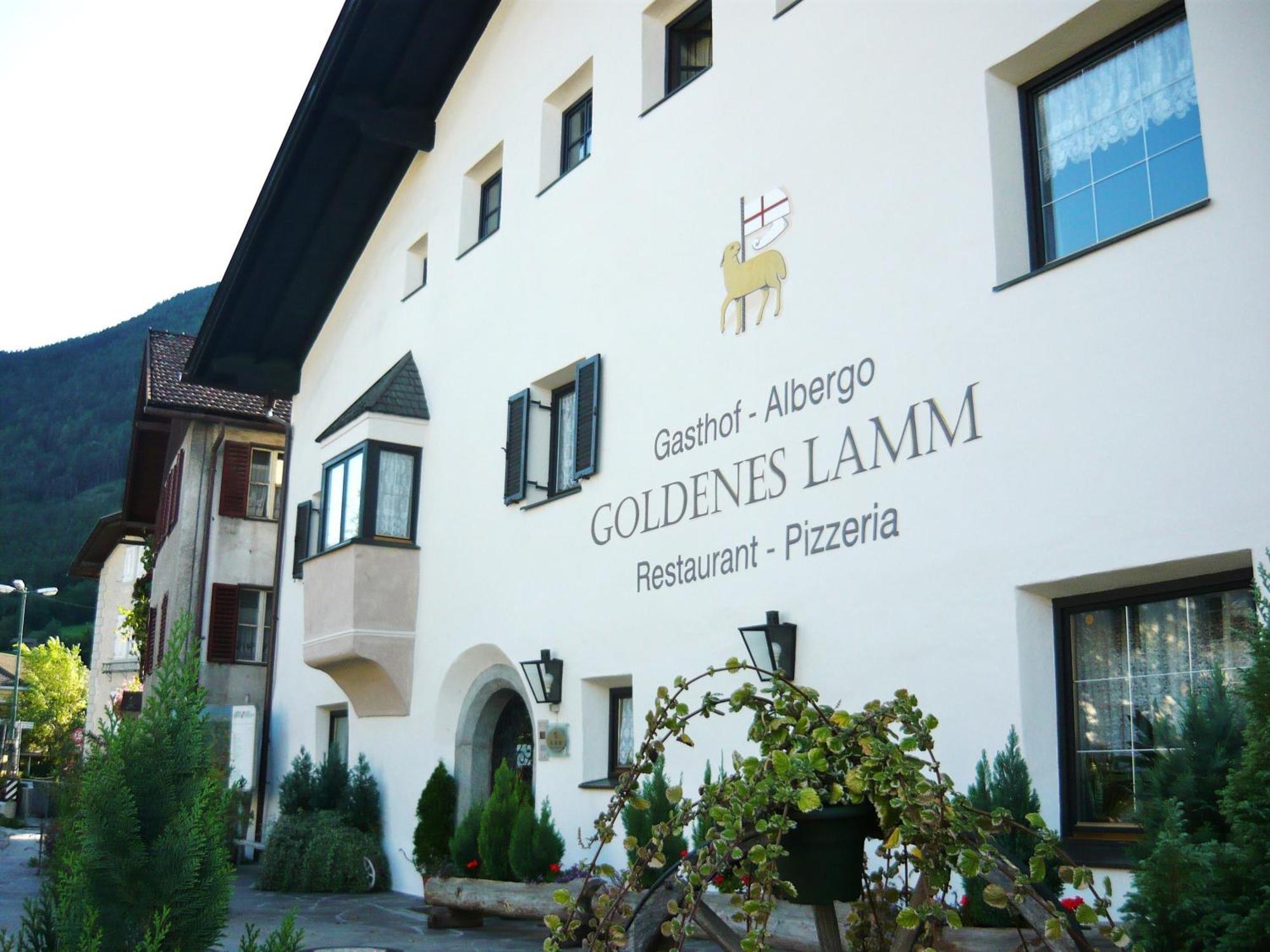 Gasthof Goldenes Lamm Hotel Vahrn ภายนอก รูปภาพ