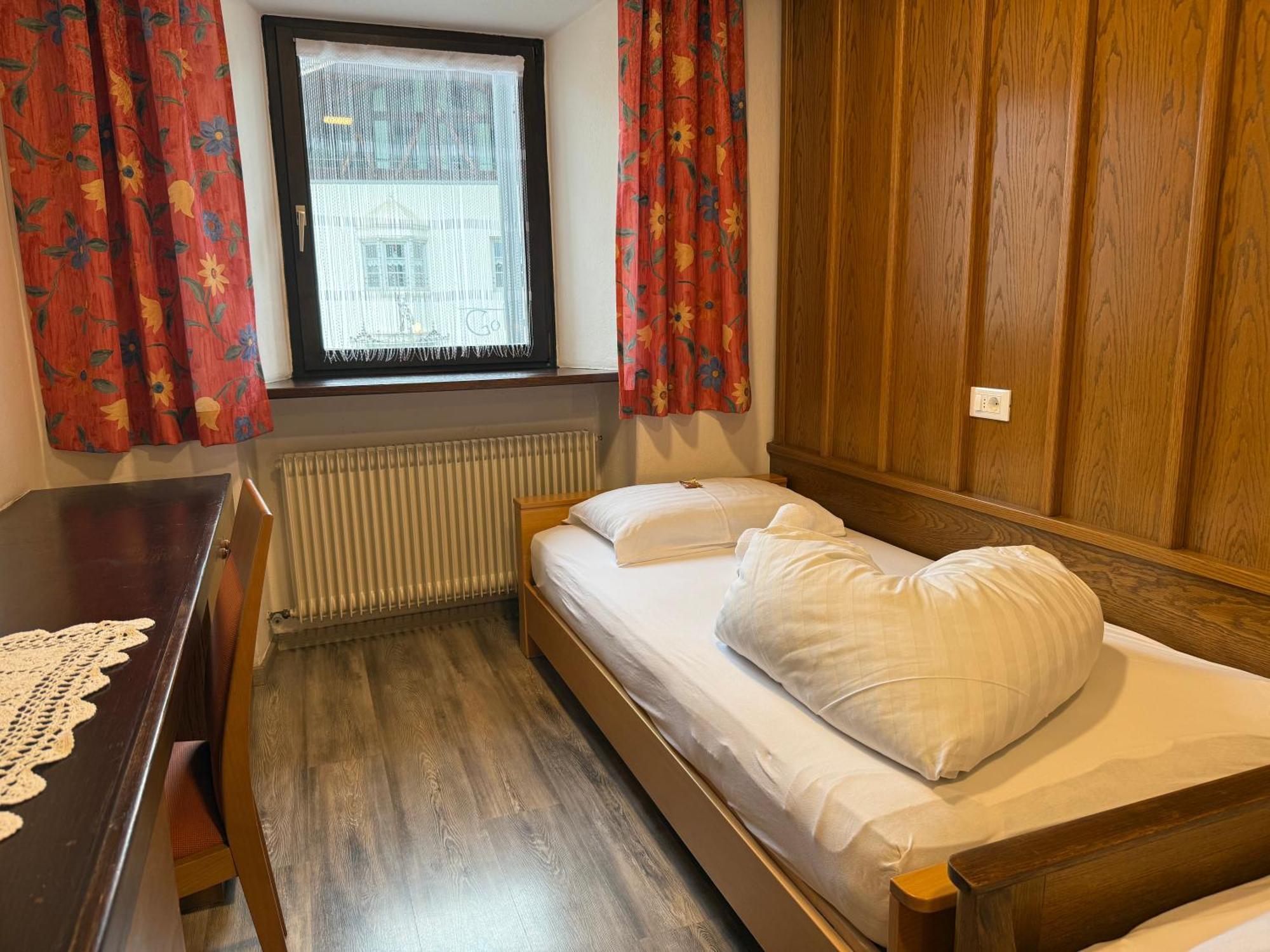 Gasthof Goldenes Lamm Vahrn ห้อง รูปภาพ