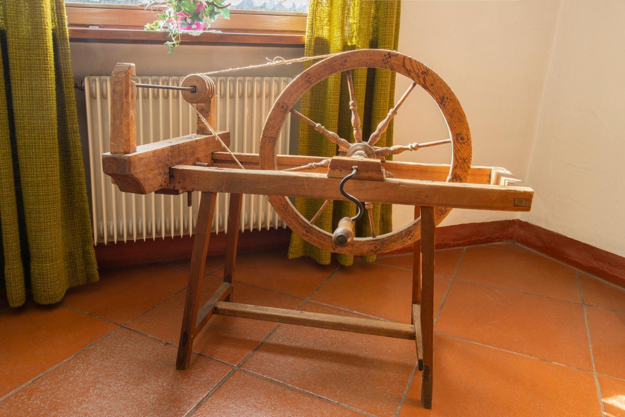 Gasthof Goldenes Lamm Vahrn ภายนอก รูปภาพ